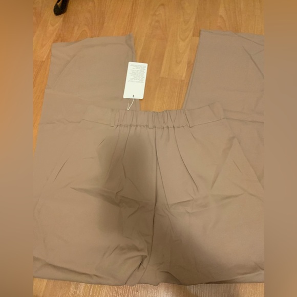 2 pairs of wide leg trousers - Picture 7 of 8